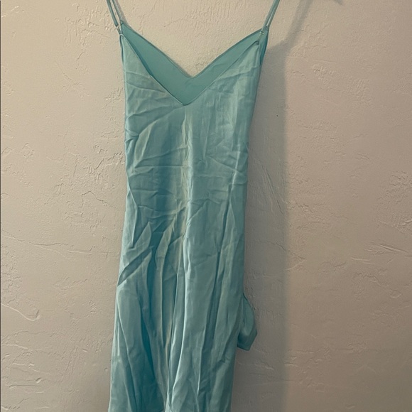 DANNIJO WRAP 100% SILK MINI DRESS - Picture 7 of 15